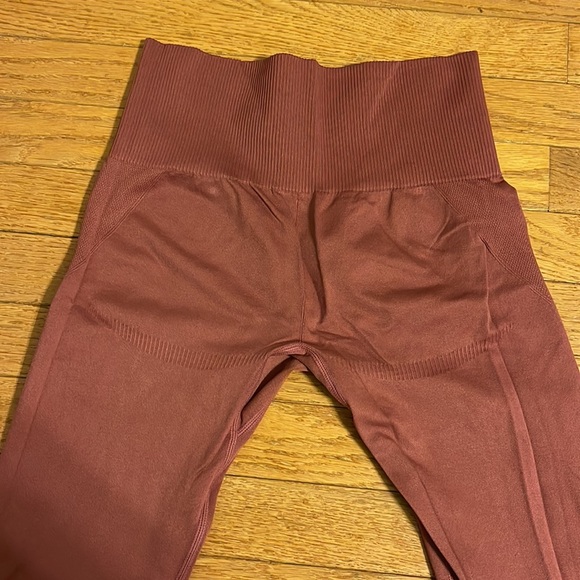 G|Athletica Seamless Leggings - Picture 2 of 2